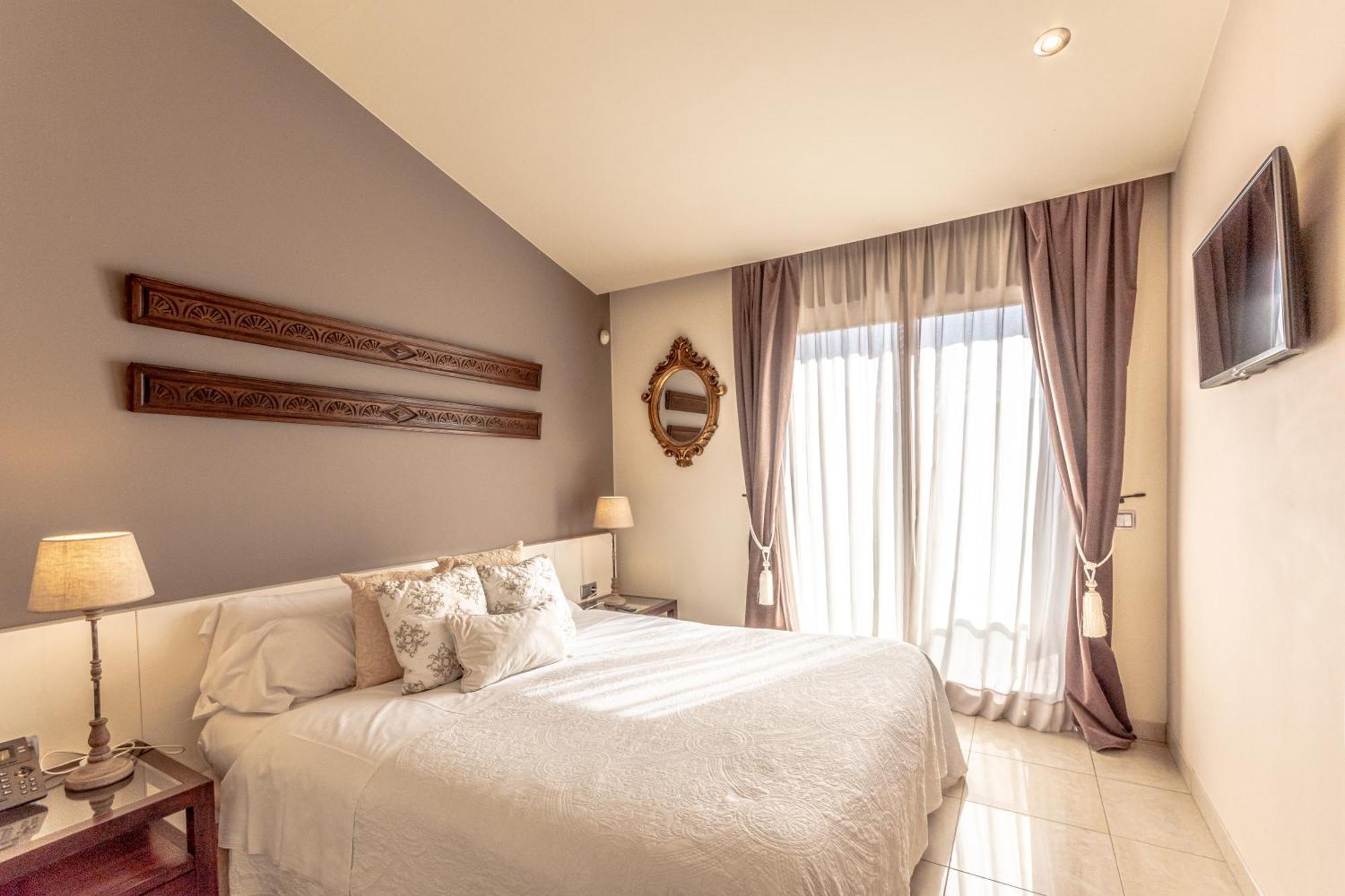 El Raco De Madremanya - Adults Only Hotel Luaran gambar